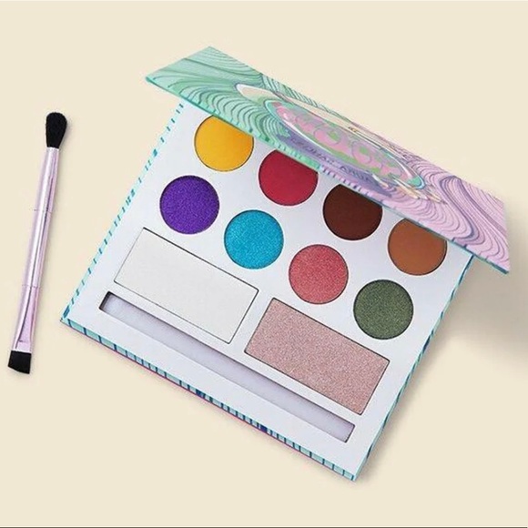 Laura Sanchez. Moods. Eyeshadow Palette - Picture 1 of 3